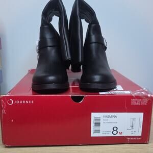 Journee Yasmina Black Knee High Riding Boot Buckle Zip Round Toe Women's Sz 8